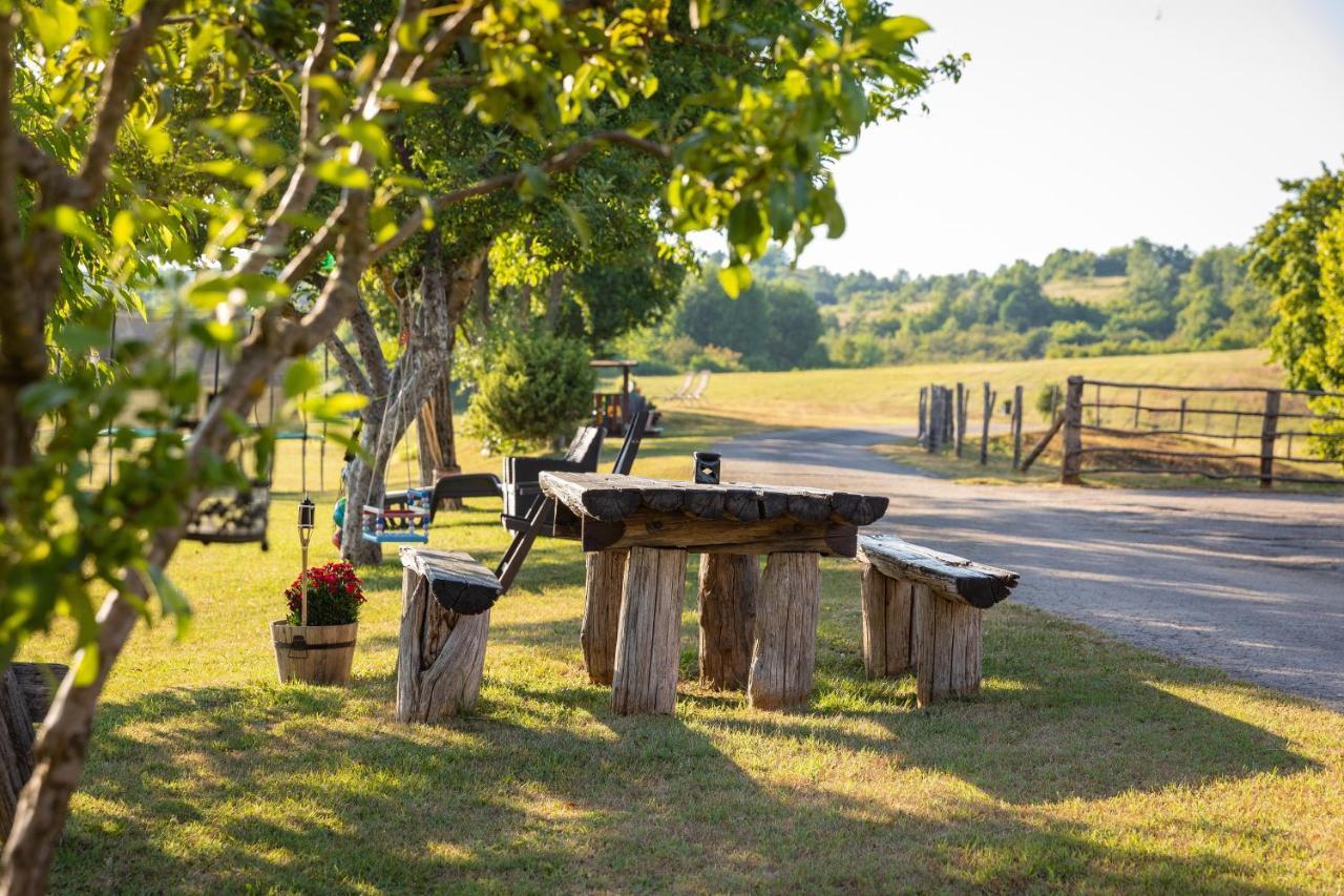 סלוניי Farmstay Kotic מראה חיצוני תמונה
