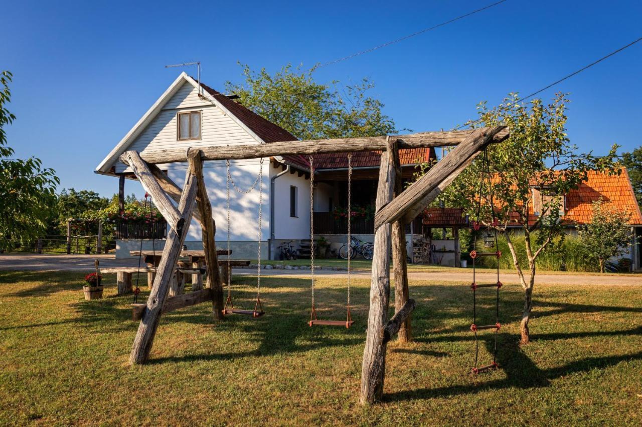 סלוניי Farmstay Kotic מראה חיצוני תמונה